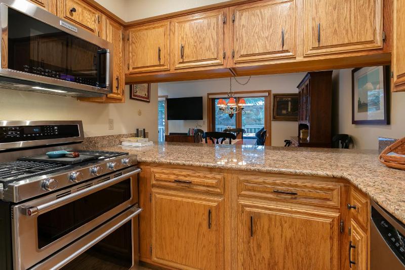 I1 Gore Creek Meadows townhouse - image 10