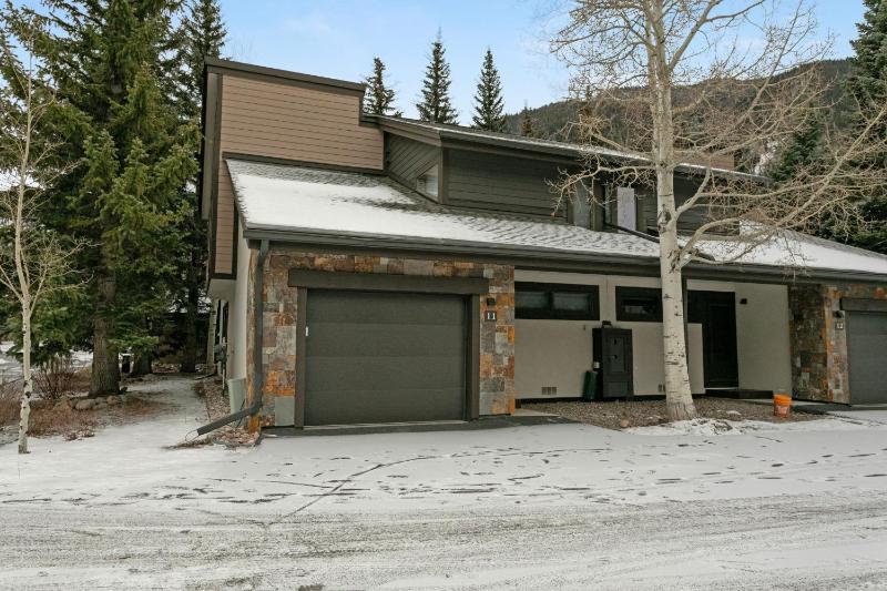 I1 Gore Creek Meadows townhouse - image 17