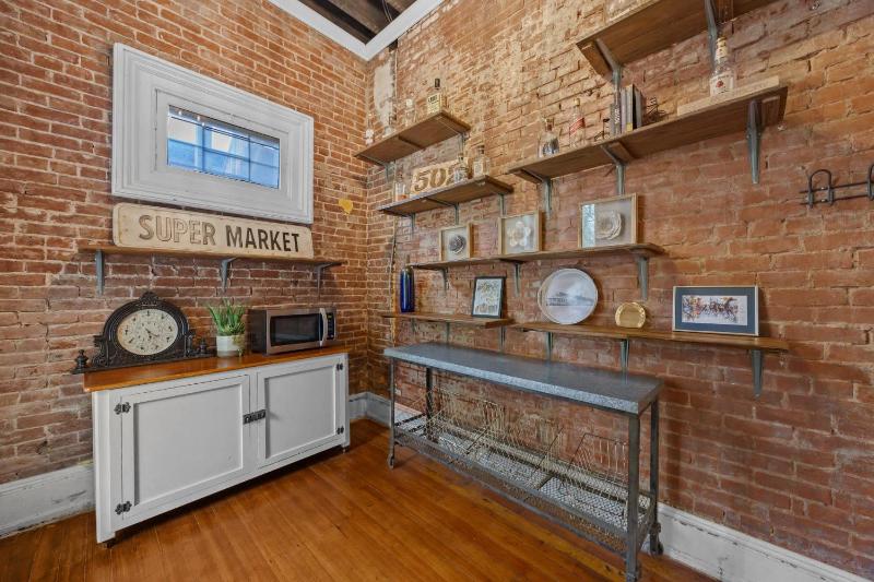 Spacious 6BR Home Near Bourbon Trail & Attractions - image 30