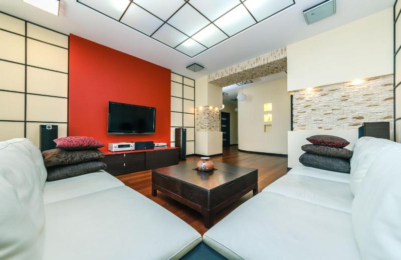 Modern Central Kyiv Apartment with City View - image 1