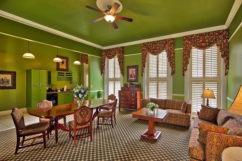 Menger Hotel - image 31
