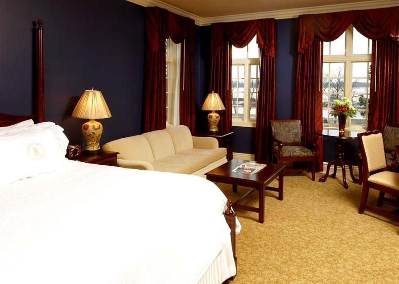 River Inn Of Harbor Town - image 21