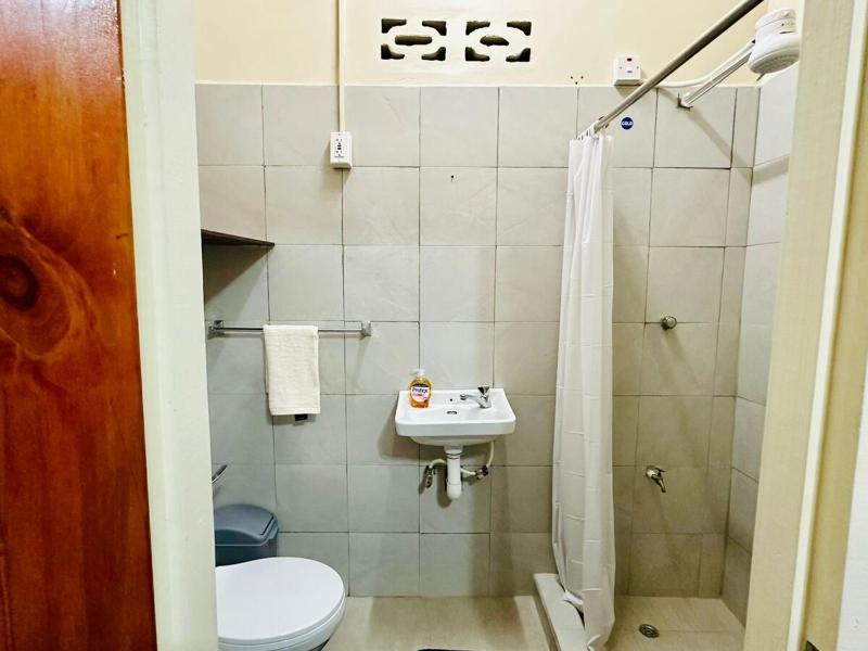 Oceanfront 3BR Comfort Apartment with AC Wifi and Backup Power - image 12