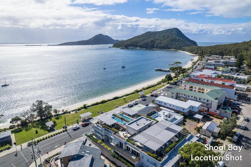 Summer Dayz Shoal Bay 21B Tomaree Rd - ducted air and WiFi - image 19