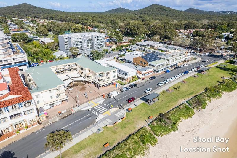 Summer Dayz Shoal Bay 21B Tomaree Rd - ducted air and WiFi - image 31