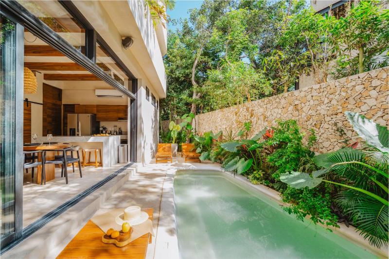 Chic Villa-Apartment in Aldea Zama Private Pool & Security - image 1