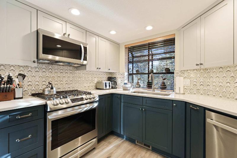 Fairway Village 25 - image 29