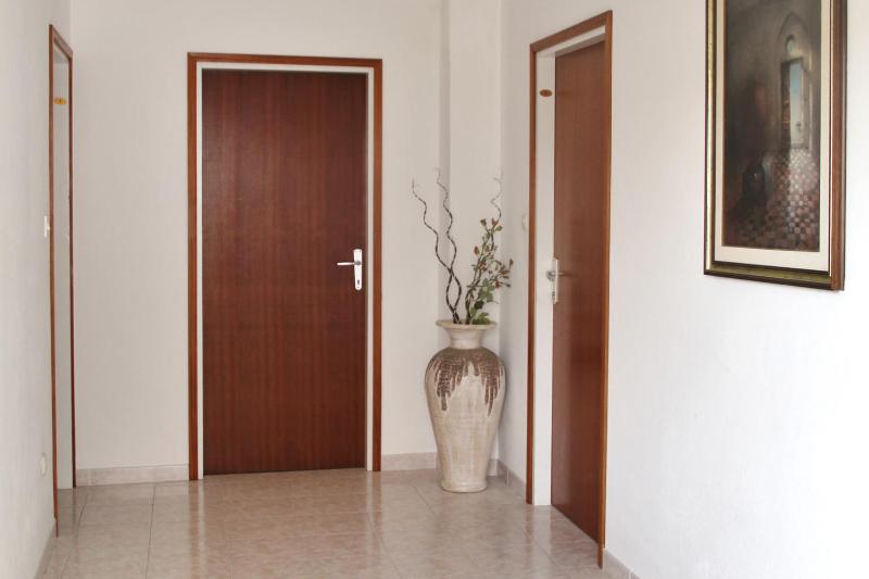 Apartments by the sea Razanj Rogoznica - 4253 - image 42