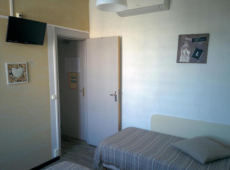 Triple Room image 3