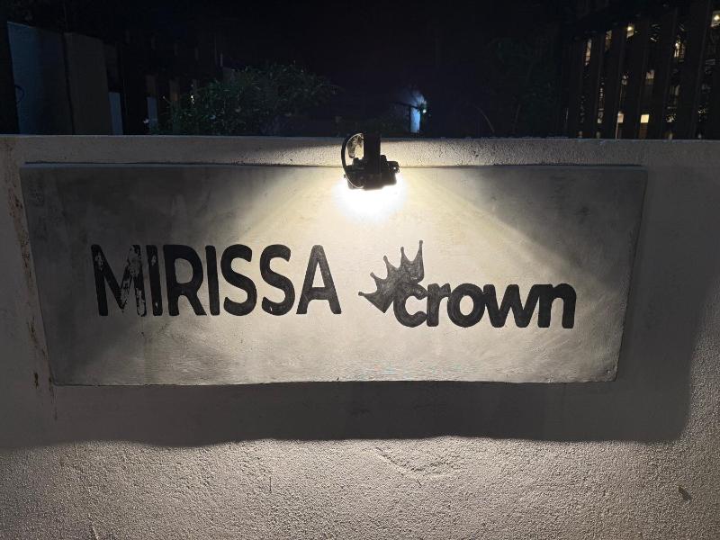 Mirissa Crown - image 6