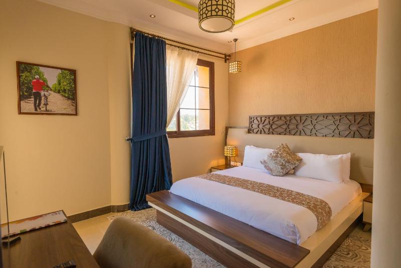 One-Bedroom King Suite with Ocean View