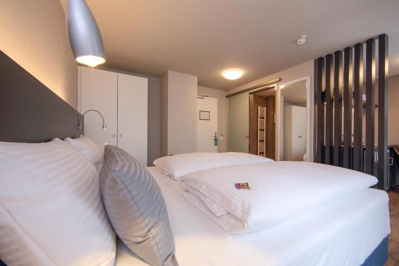 Lifestyle Penthouse Room image 3