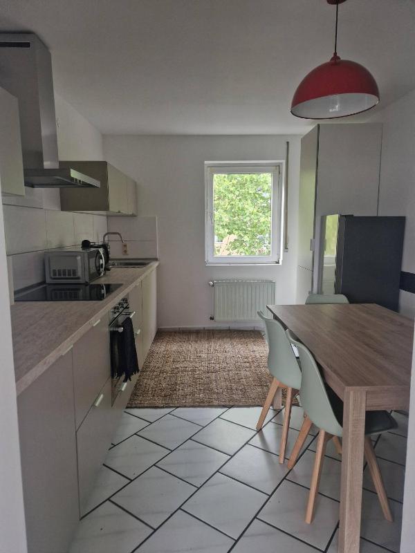 Duplex with Patio near Exhibition/Messe - image 6