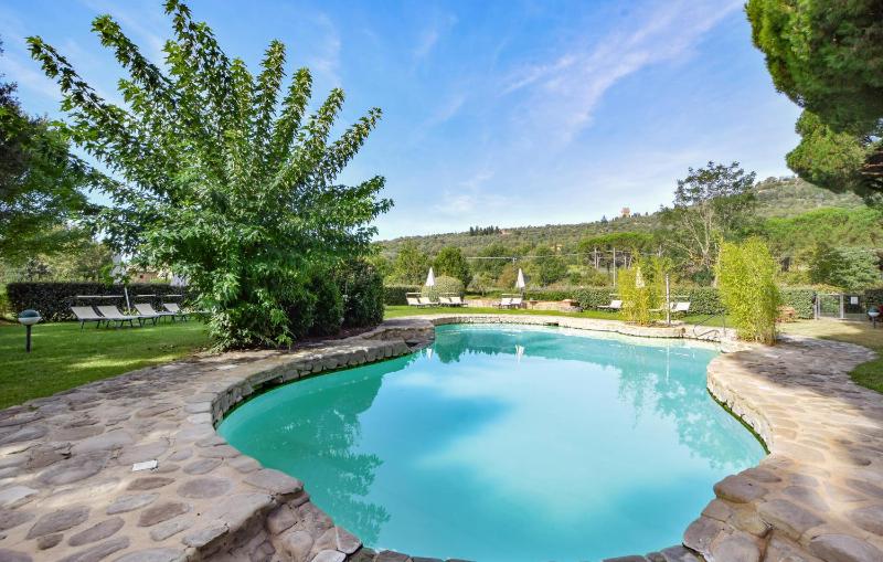 Beautiful Apartment In Cortona With Swimming Pool - image 14