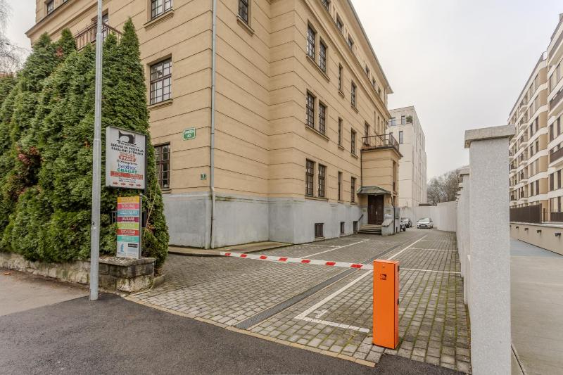 Urban Rooms-- Free parking-- - image 13