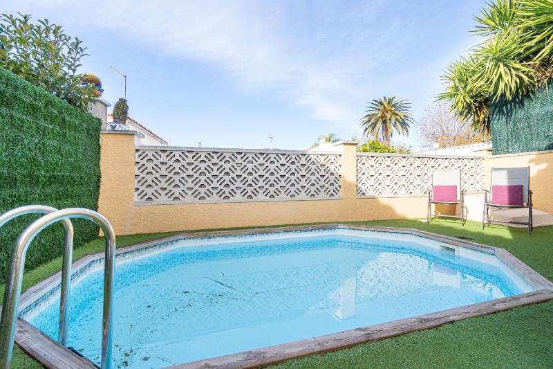 Apart-rent Casa Montgri 0130 con piscina privada - image 24