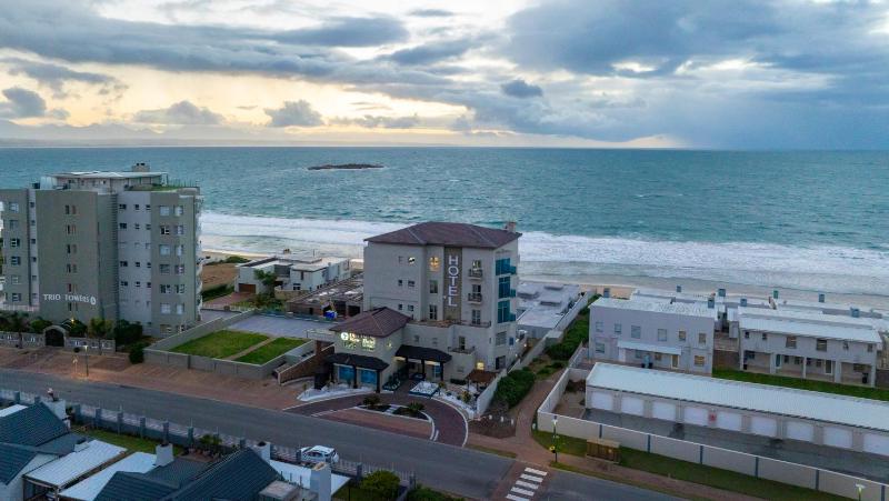 Diaz Ocean View Hotel & Spa - image 8