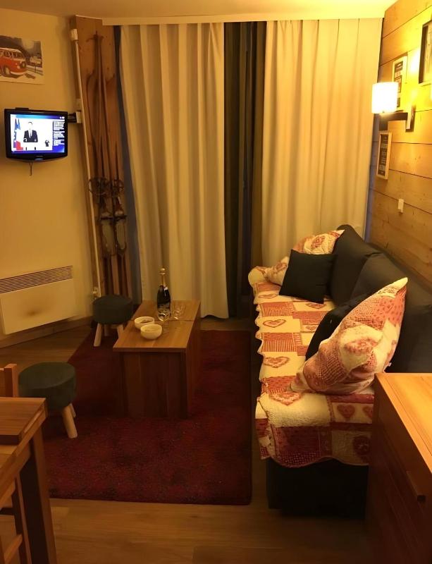 Val Thorens - Ski InOut - 5 Beds Flat M-603 - image 6