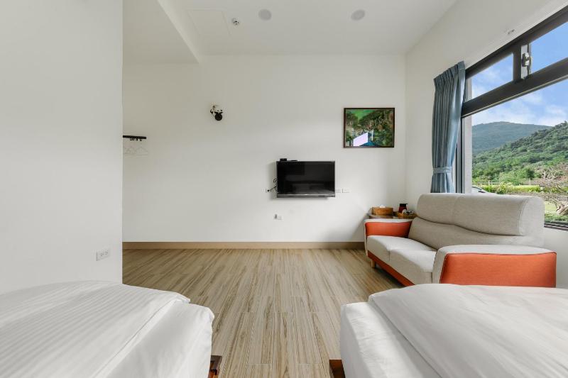 Longtian Prosperity BnB - image 12