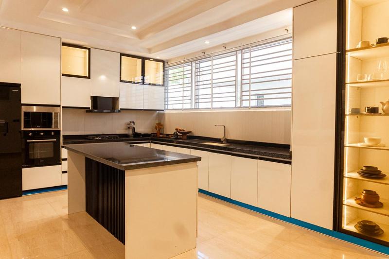 High luxury space - image 7