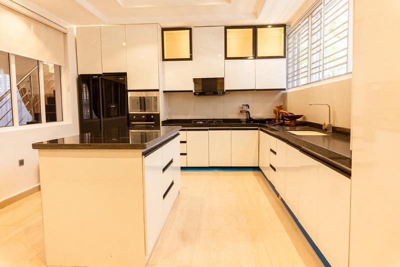 High luxury space - image 6