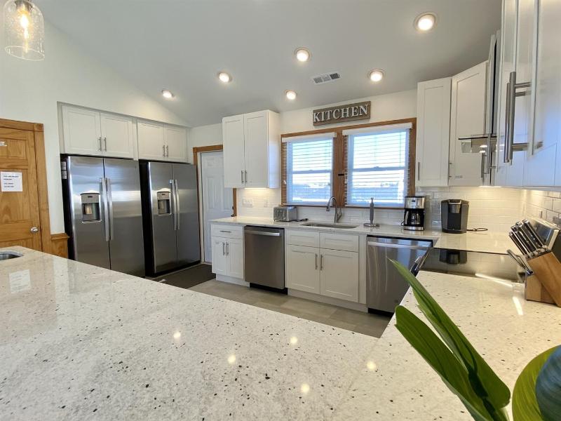 1min to Beach! Heated Pool Included! Ocean ViewsGolf CartElevatorHot Tub - image 27