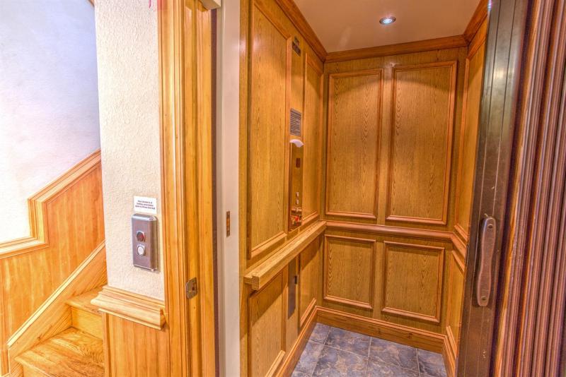 1min to Beach! Heated Pool Included! Ocean ViewsGolf CartElevatorHot Tub - image 42