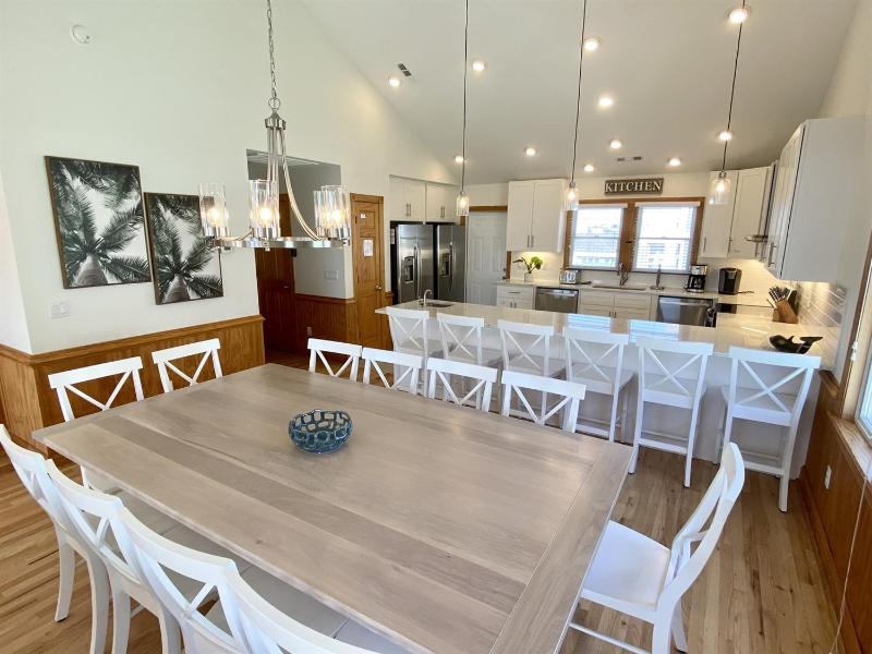 1min to Beach! Heated Pool Included! Ocean ViewsGolf CartElevatorHot Tub - image 21