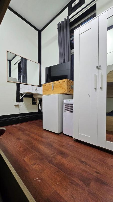 Ozi Inn Backpackers - Perth -Valid International Passport Required - image 14
