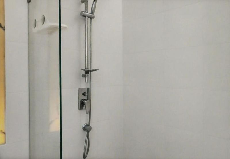 403C - Luxurious 1-BR Condo with Pool View in Pattaya - image 17