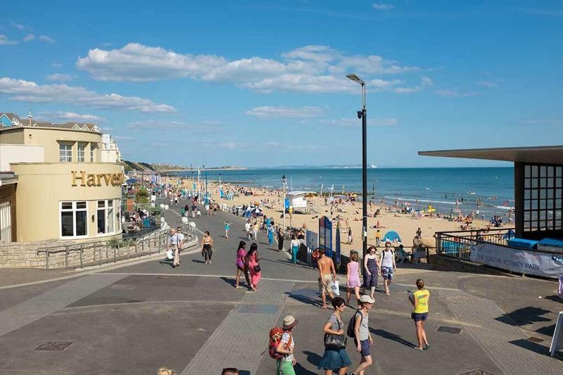 Coastal Breeze - image 13