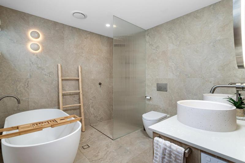 Luxury Miami Coastal - image 8