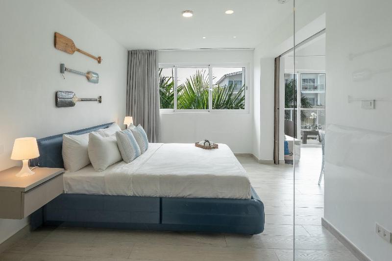 Seaside Luxury 1BDR Condo Paseo Playa Coral D-306 - image 12