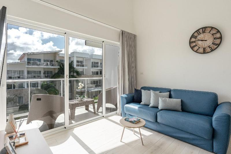 Seaside Luxury 1BDR Condo Paseo Playa Coral D-306 - image 49