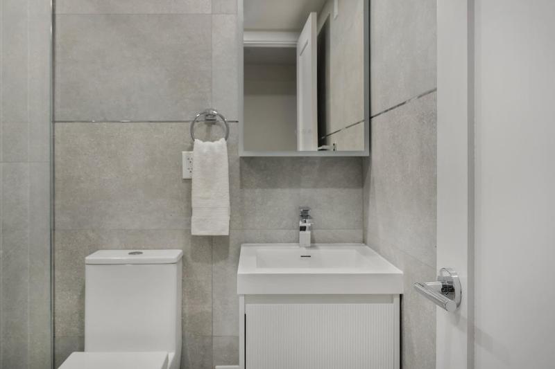 22nd Sleek Modern 1BR Gramercy - image 13