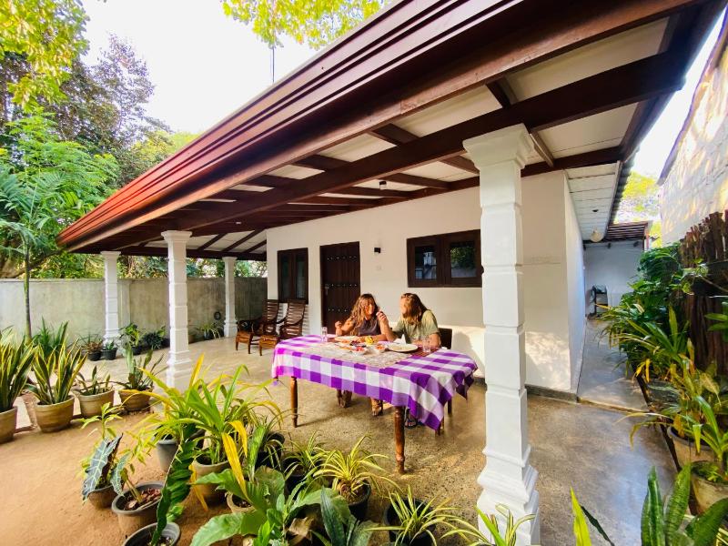 Mountain Peak Homestay Hiriketiya - image 1
