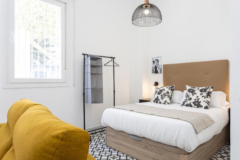 Holidays2Malaga Picasuss Loft New Built Close Huelin Beach and Promenade - image 16