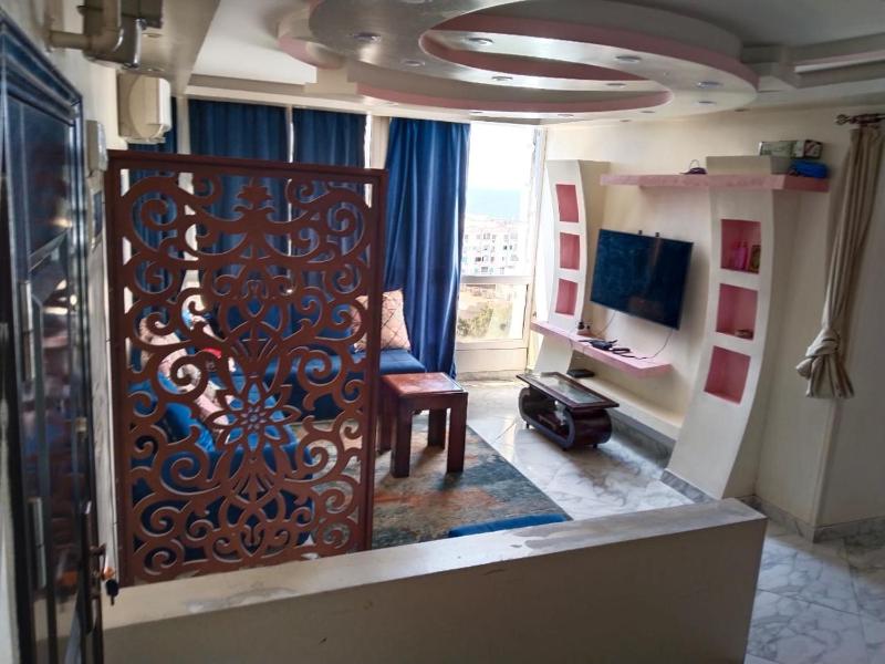 Apartment for rent in alex mahatah alraml alazarita محطه الرمل مكتبه اسكندريه فيو بحر - image 12