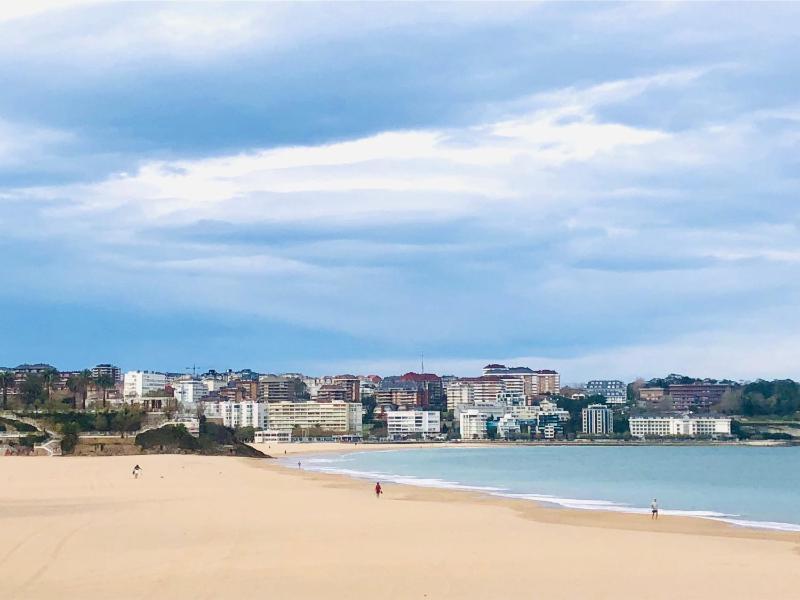 Hostel Santander - image 14