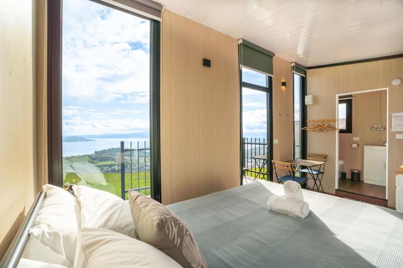 Aorangi Peak Cabins 3 by Tiny Away - image 35