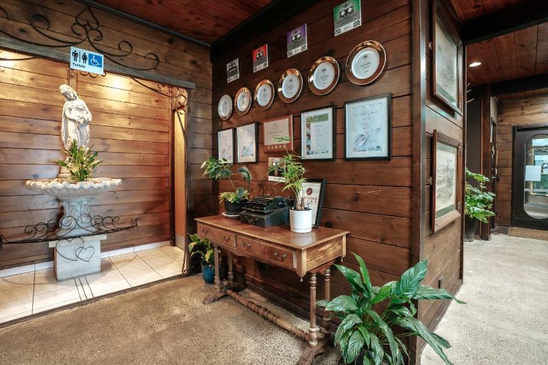Aorangi Peak Cabins 5 by Tiny Away - image 10