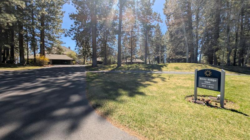 Mt Bachelor Village 324 A SR - image 20