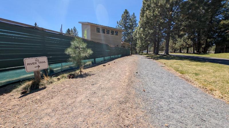 Mt Bachelor Village 324 A SR - image 14