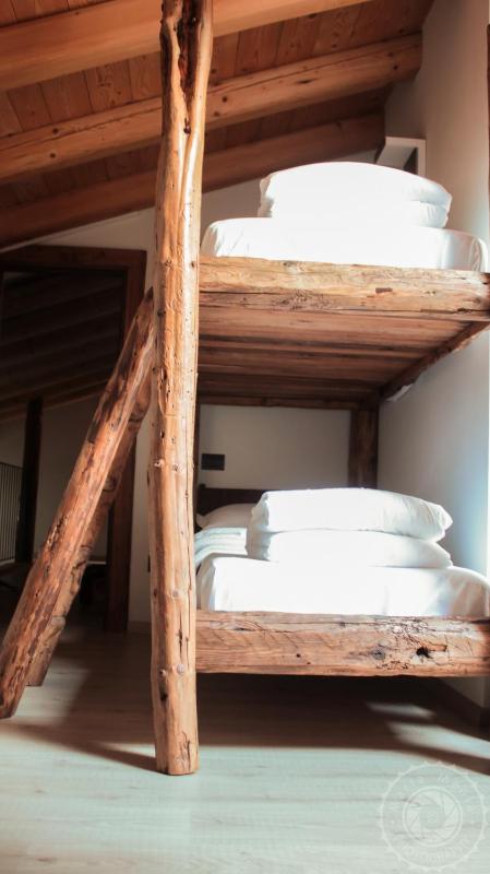 Quadruple Room image 4
