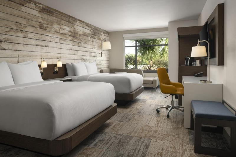 DoubleTree by Hilton Charleston Riverview - image 32