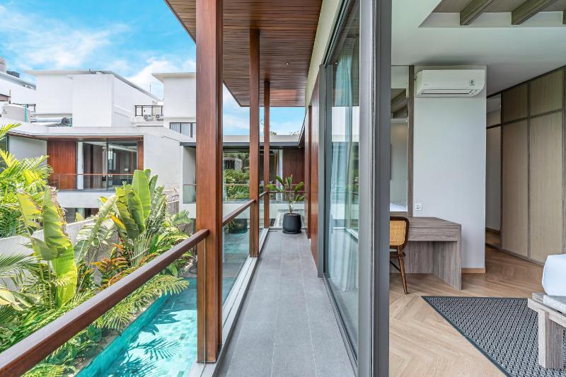 Akar & Daun - NEW! 8BR Villa Haven Near Berawa Beach! - image 27