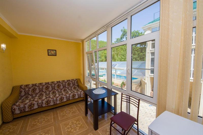 Deluxe Quadruple Room image 1