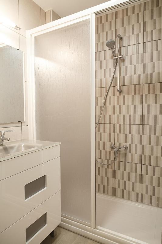 UHC Sorolla Apartments Superior - image 23