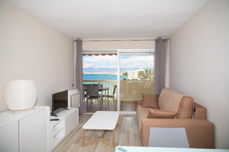 UHC Sorolla Apartments Superior - image 27