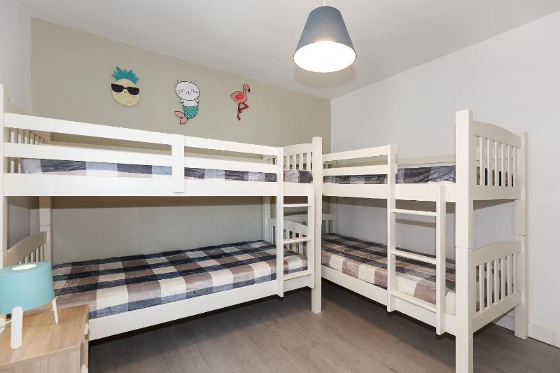 UHC Sorolla Apartments Superior - image 10